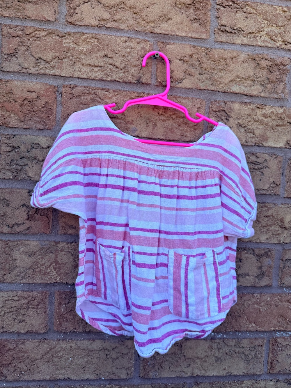 💫10/$25 • Joe Fresh Striped Pink & White Linen Blend Pocket Top